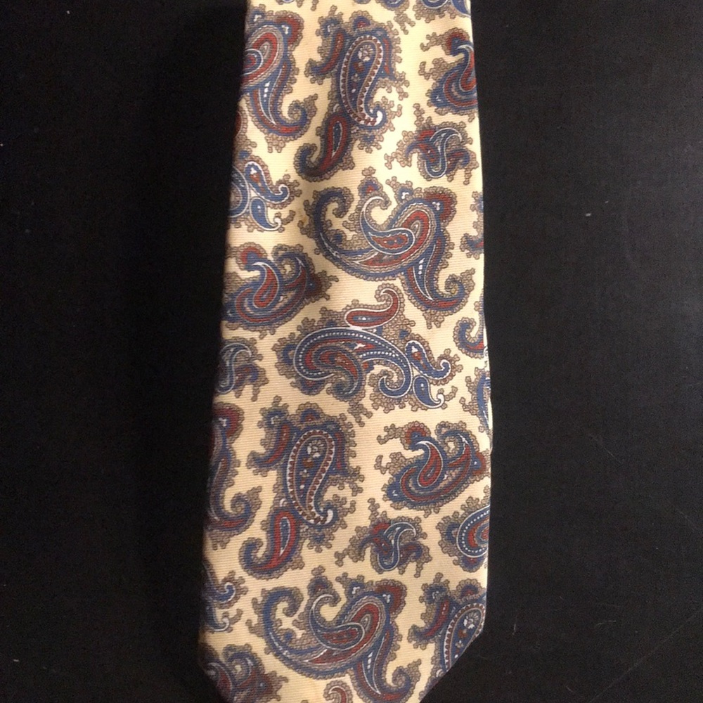 Ketch paisley tie